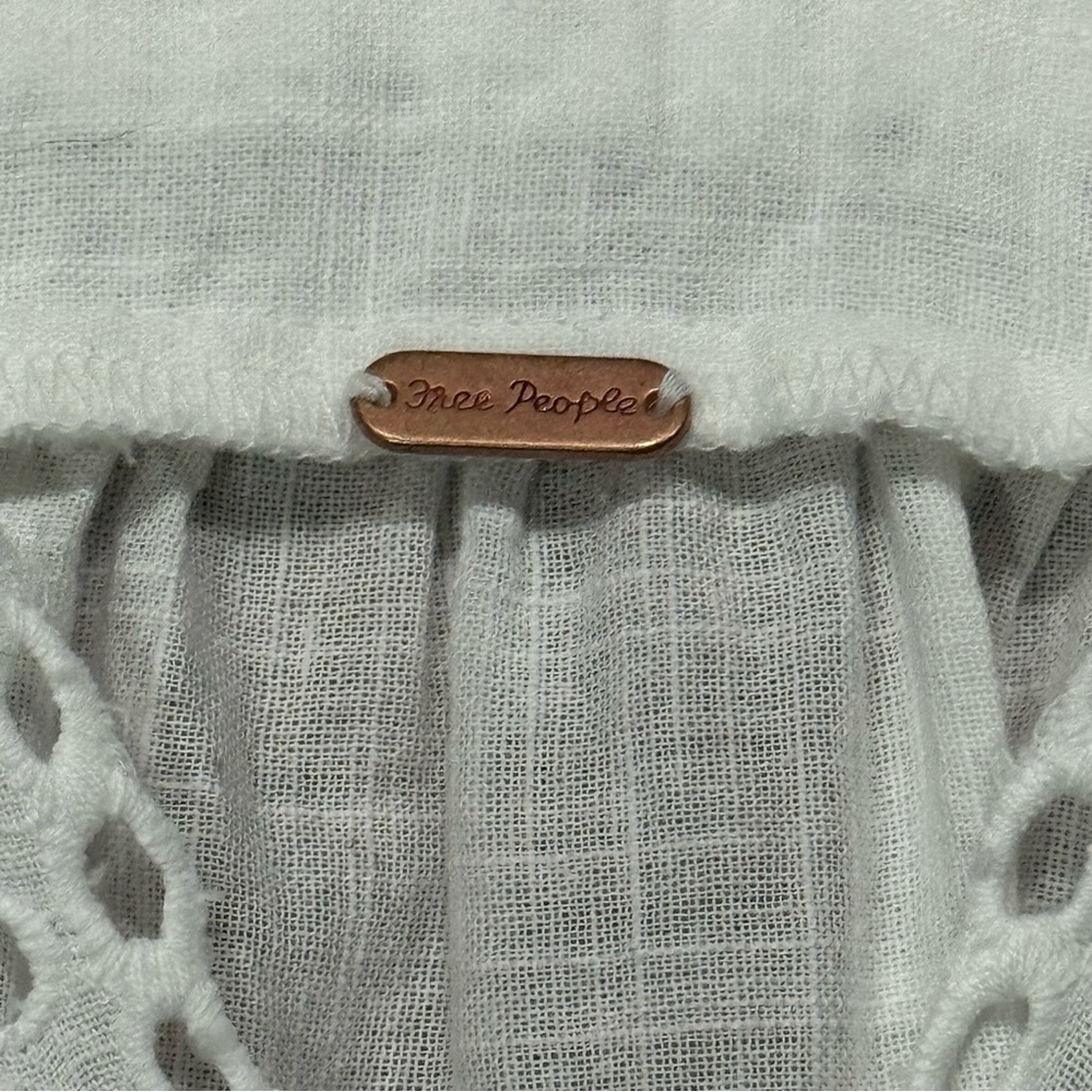 Free People Costa Eyelet Top Womens Small White Embroidered Cottagecore Blouse - Picture 2 of 7